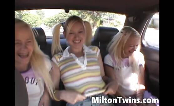 Miltontwin Threesome Lesbian Play at Car